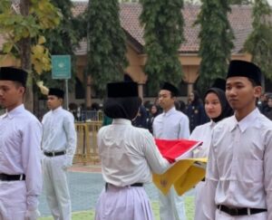 UPB Gelar Upacara Bendera Peringati HUT ke-81 Kemerdekaan RI
