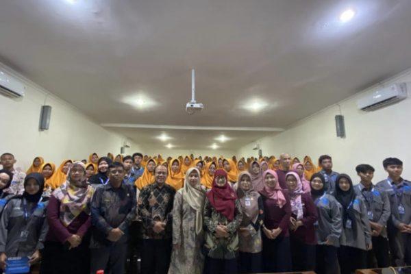 KSPM UPB Gelar Roadshow to Schools, Tingkatkan Literasi Pasar Modal bagi 300 Siswa di Kebumen