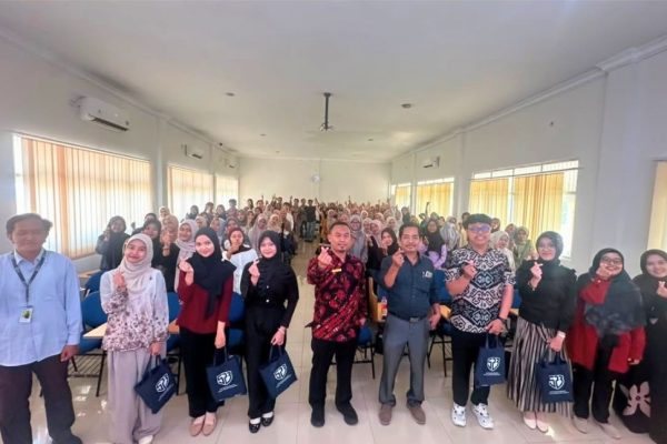 Tax Goes to Campus di Universitas Putra Bangsa: Menumbuhkan Kesadaran Pajak Generasi Muda